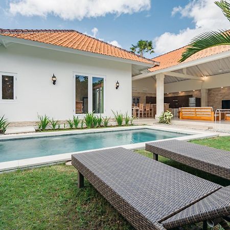 Green Garden Seminyak Villa Zewnętrze zdjęcie